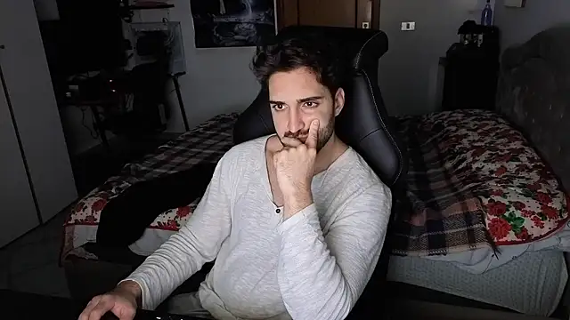 Al3xox02's cam snapshot