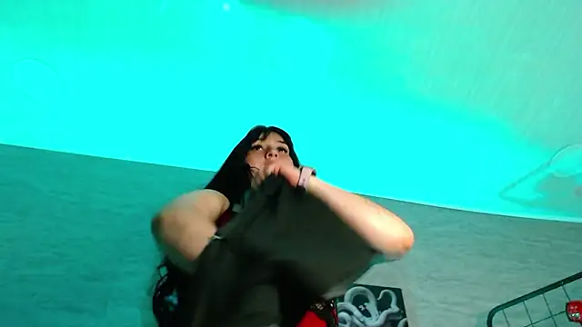 Daphnee-x's cam snapshot