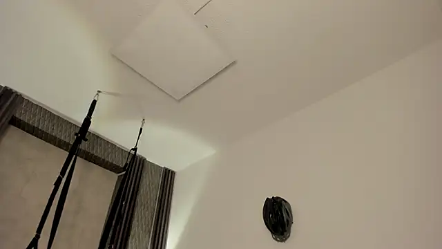 selene_red_'s cam snapshot