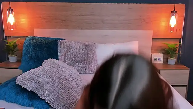 SusanAdams1's cam snapshot