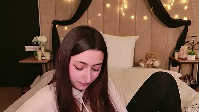 Gloria_Bendall's cam snapshot