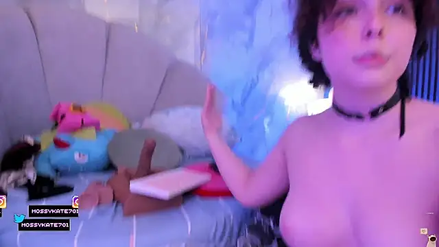 Katemoss70 live sex cam