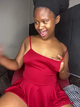 SmashingLucia's cam snapshot