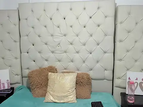 Sharon_Adamsx's cam snapshot