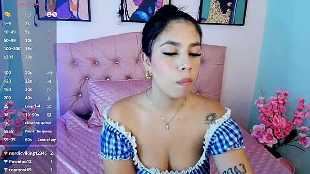 Abigail-Cowem's cam snapshot