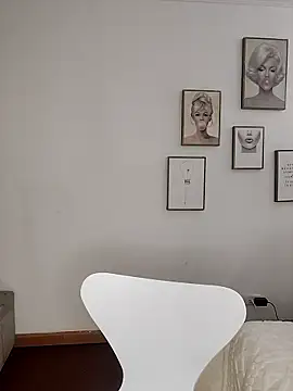 Mayajhons's cam snapshot