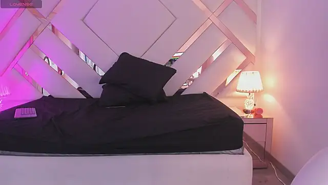 Alison_vegaa's cam snapshot