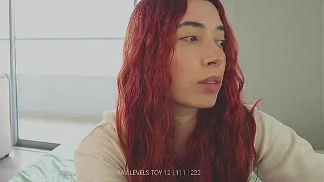 dearnina_'s cam snapshot