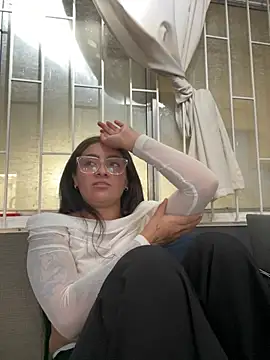 Alyha_Cortes's cam snapshot