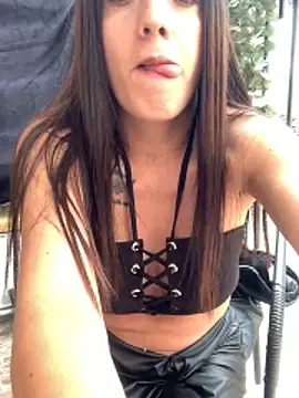 ElectraPink_'s cam snapshot