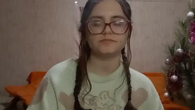 Miyabeee's cam snapshot