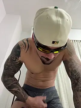 penebunny live sex cam