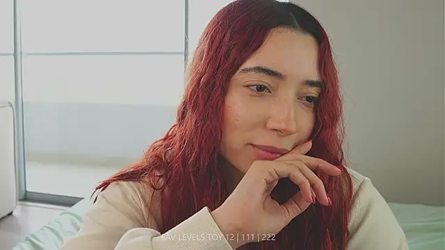 dearnina_'s cam snapshot