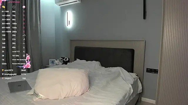 siaasian's cam snapshot