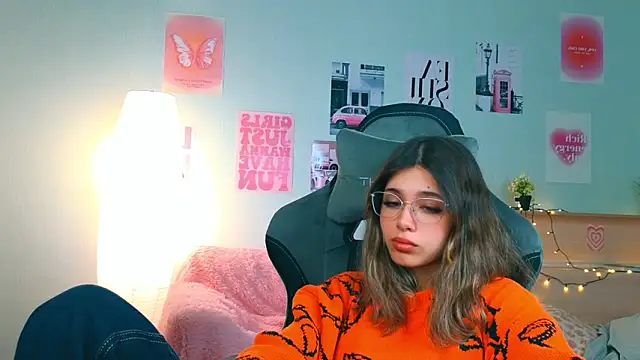 dinnerwithflowers's cam snapshot