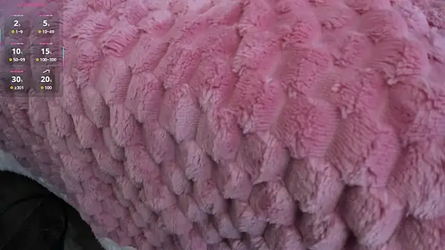 LIZ_HOLMES's cam snapshot