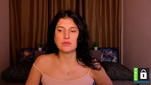 Alianna_Solo_Kisses's cam snapshot