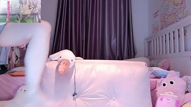 love-uiui's cam snapshot