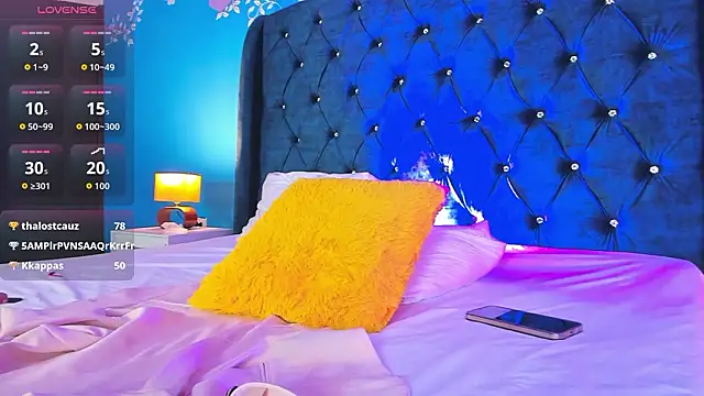 violet_smith2's cam snapshot