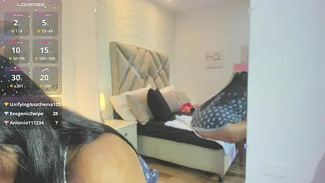 raquell_moore's cam snapshot