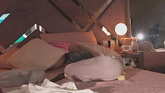 KateOwens's cam snapshot