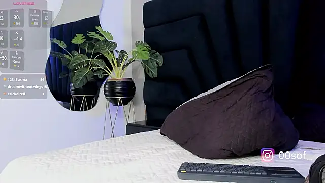 Foxy_katt's cam snapshot