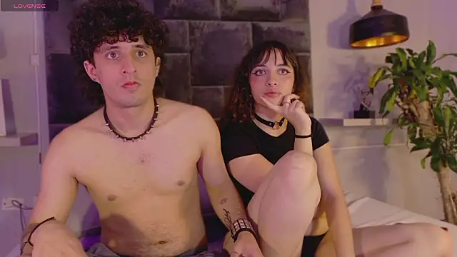 alessia_moreti's cam snapshot