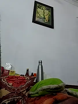 Hotty-Nidhi's cam snapshot