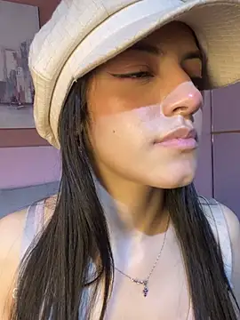 SandyPink_'s cam snapshot