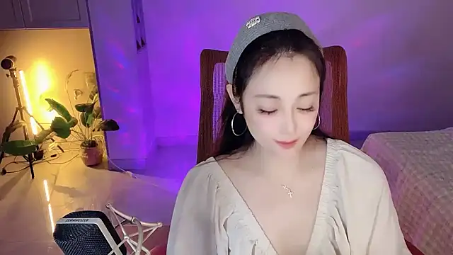 Daisy-77's cam snapshot