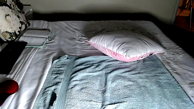 FitSelina66's cam snapshot