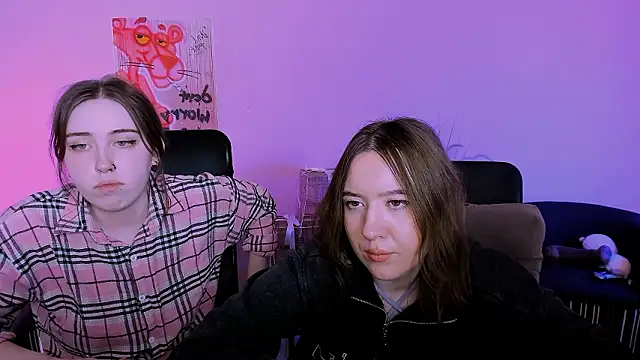 casey_meow_'s cam snapshot