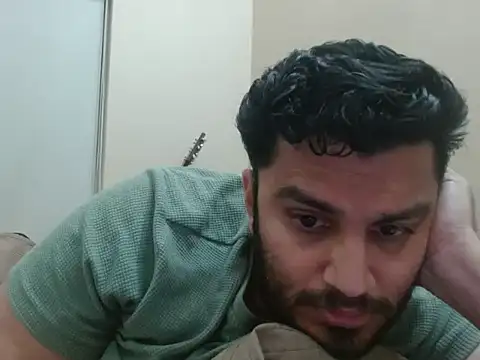 robintoit live sex cam