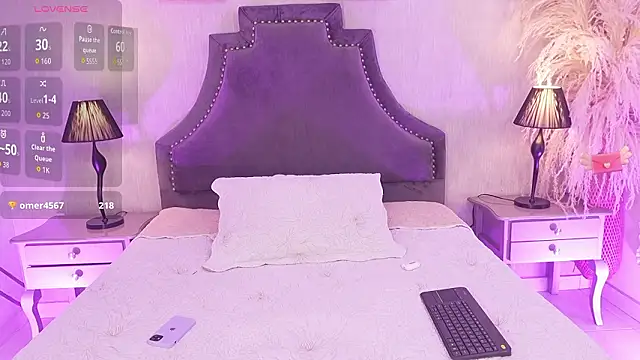 CoralRigan live sex cam