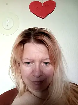 Lauri_scherri's cam snapshot