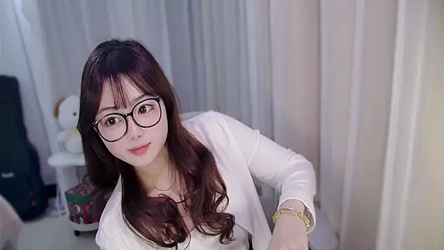 YUANYUAN-A's cam snapshot