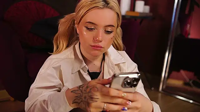 SilentObsession's cam snapshot