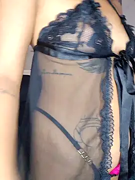 Layla_em's cam snapshot