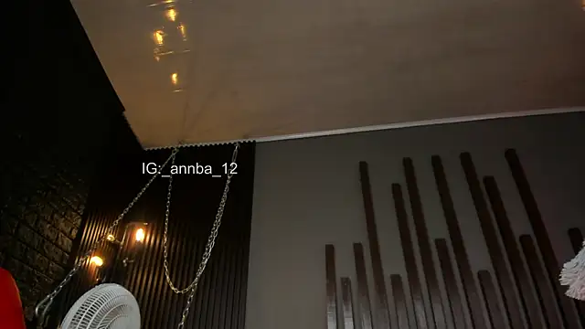 annie_barozzi's cam snapshot