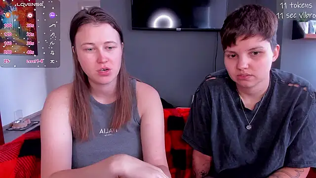 Tenderly_Couple's cam snapshot