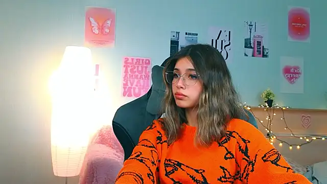 dinnerwithflowers's cam snapshot