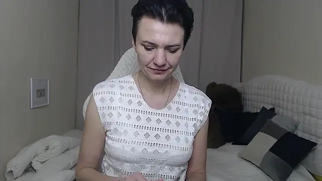 AvaSaturnian's cam snapshot