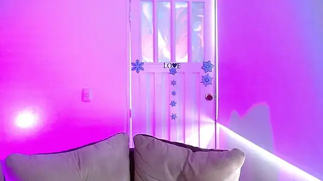 milfrousse live sex cam