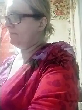 Forest-Lady's cam snapshot