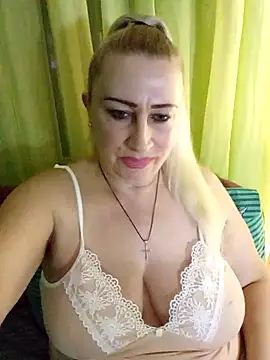 Esenia505's cam snapshot