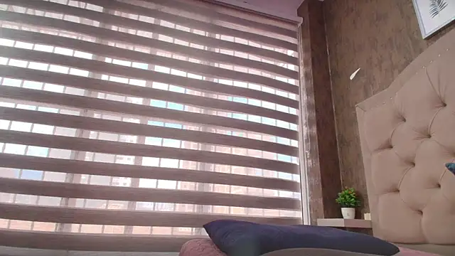 anabelle_jones7's cam snapshot