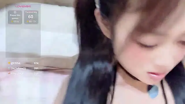 yueyue2003 live sex cam