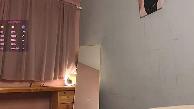 too_sexxxy live sex cam