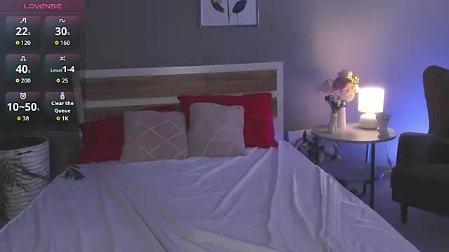 hey_tessa's cam snapshot