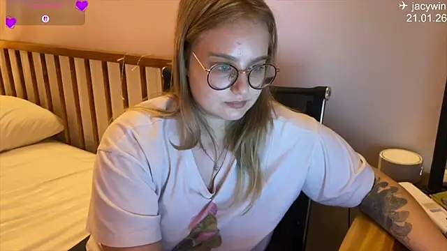 JacyWinslat's cam snapshot